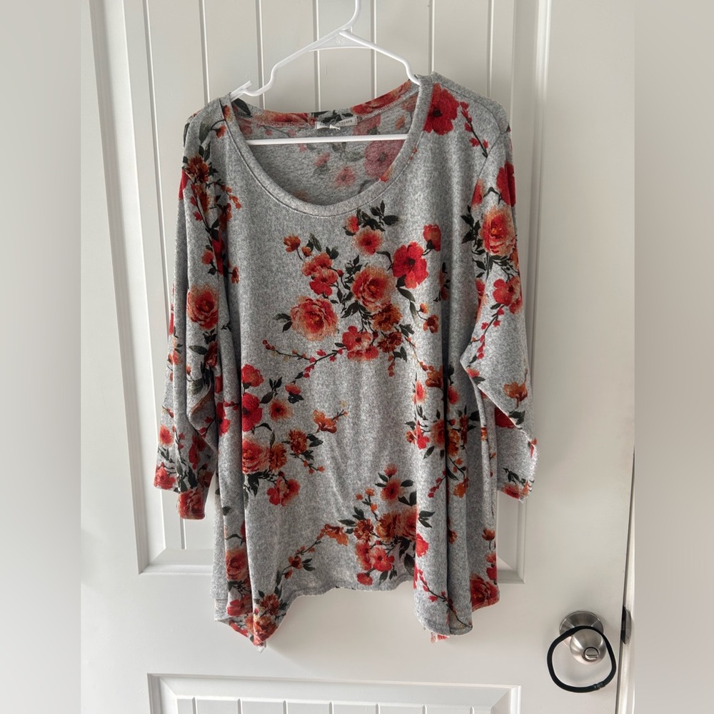 Green Envelope LA Floral Tunic Top (3X)